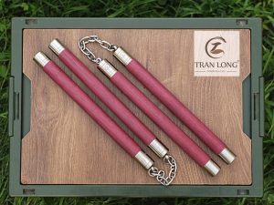 Côn nhị khúc gỗ Purpleheart kiểu dàng tròn, bọc inox đầu đuôi